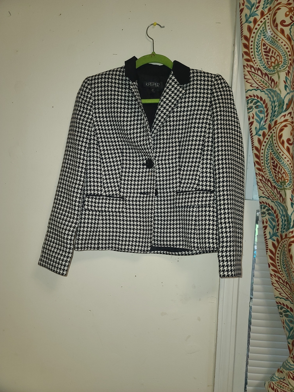 Kasper Black & White Houndstooth Women's Blazer